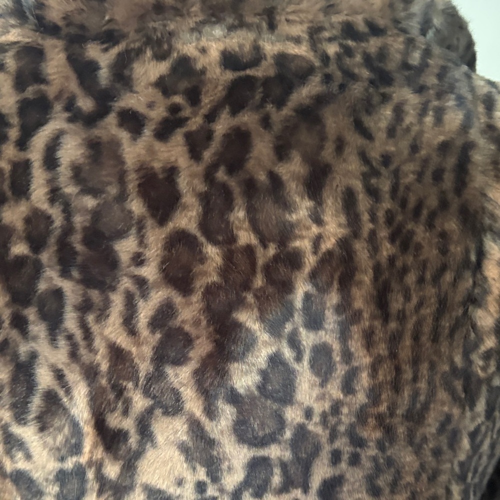 Free People Leopard Print Faux Fur Swing Coat. Like new! Xs - Picture 4 of 7